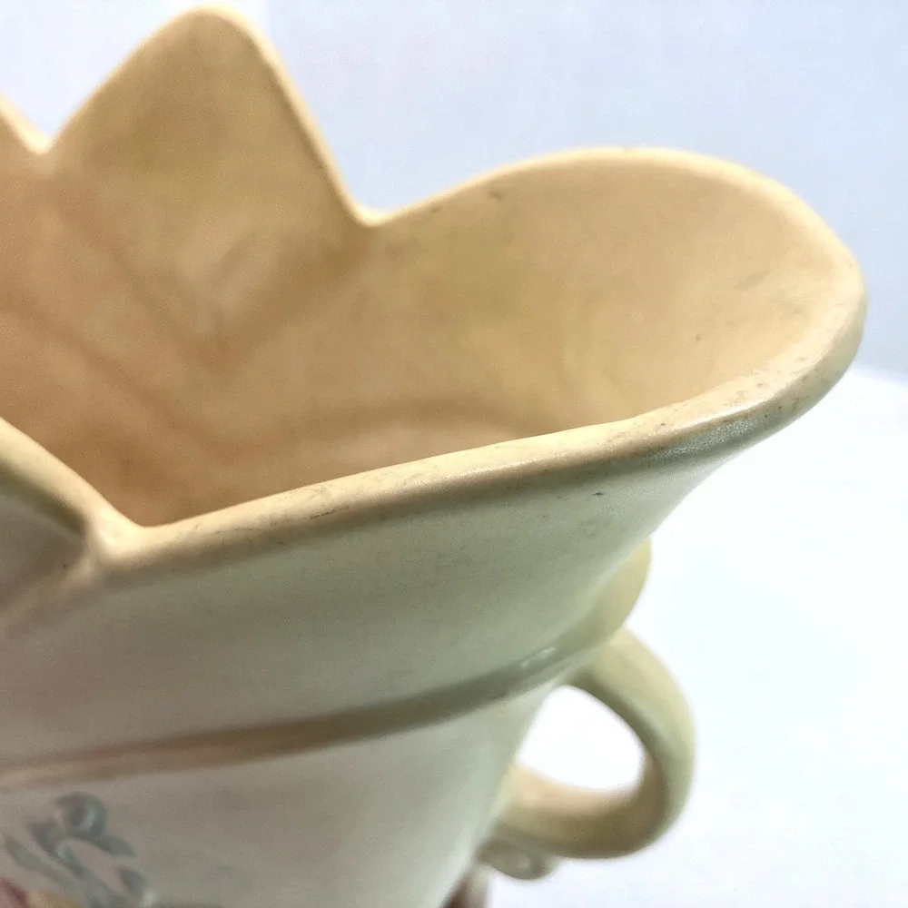 Vtg Hull Magnolia Art Pottery Double Handle Yellow to Pink Vase 8.5